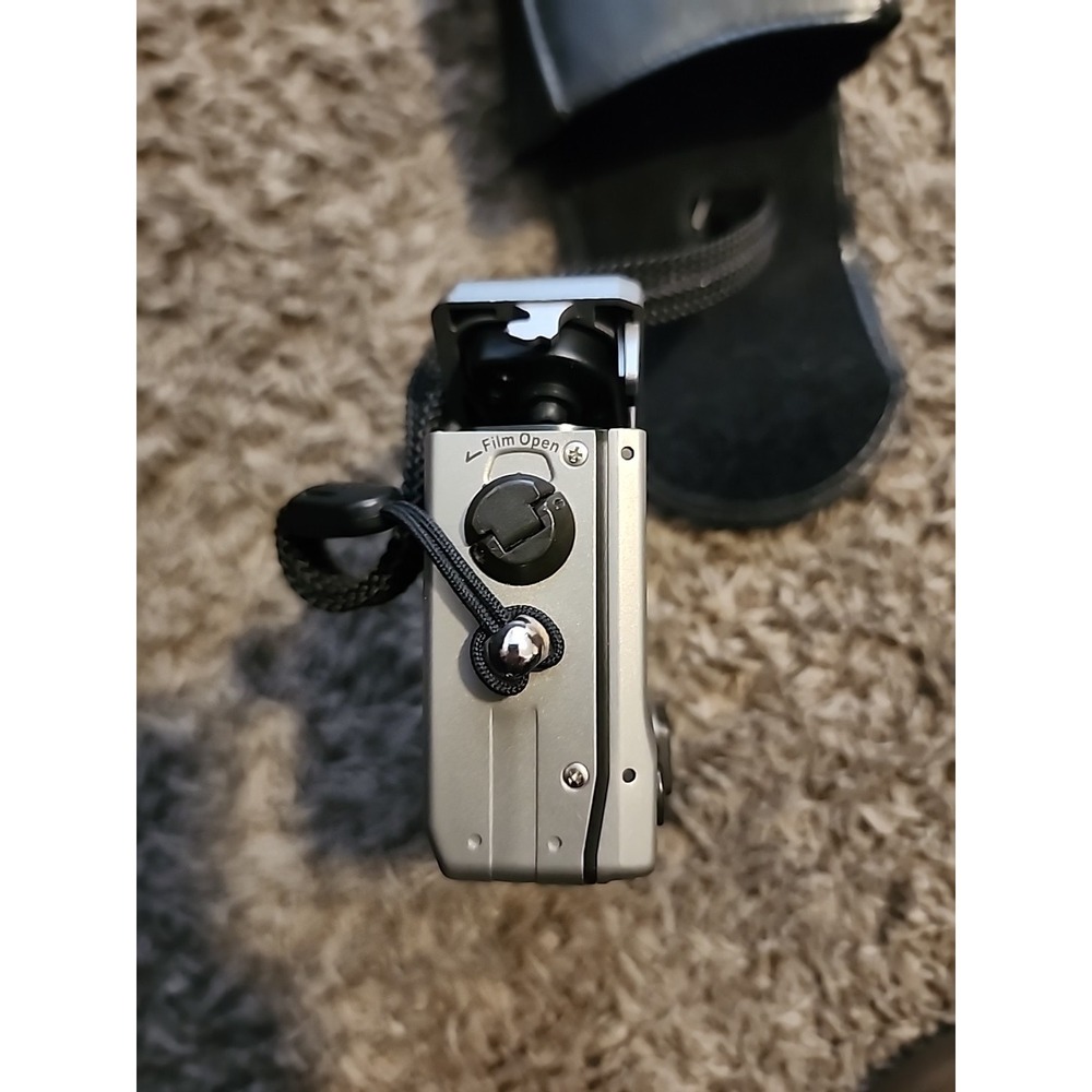 Canon ELPH 370Z 35mm Point & Shoot Film Camera | Case | EUC - Picture 7 of 8